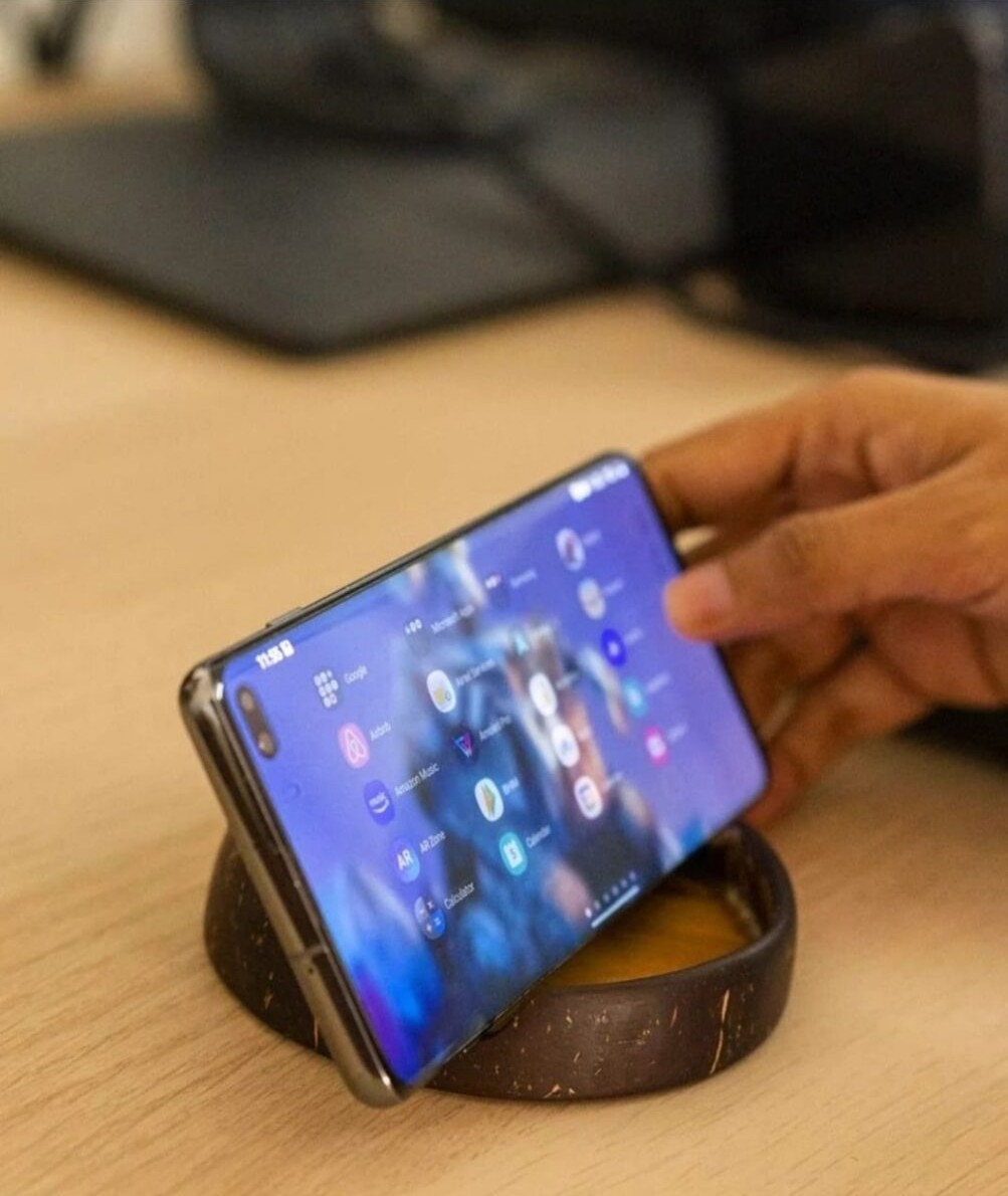 Custom coconut shell phone and desk stand